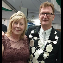 Königspaar 2019-2023: Magnus Kimmeskamp und Manuela Husch